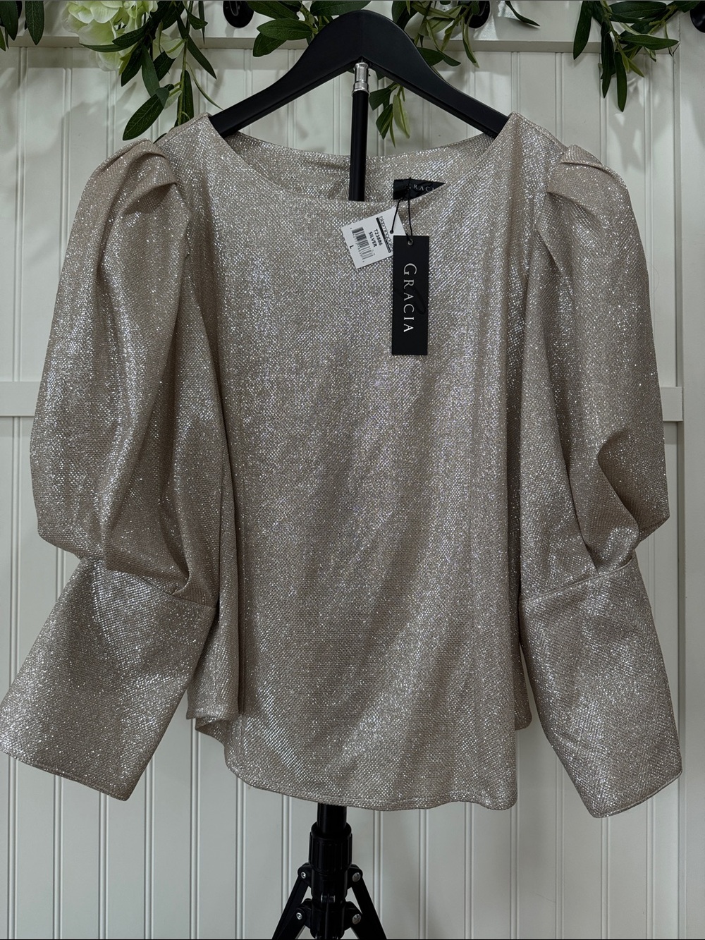NWT!! #478 GRACIA Shimmery Glittery Champagne Silver Puff-Sleeve Blouse